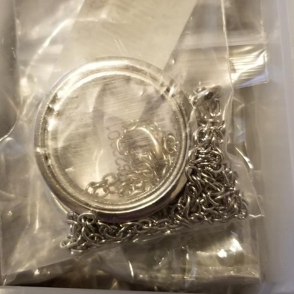DIY Jewelry/Keychain Kit - Picture 7 of 16